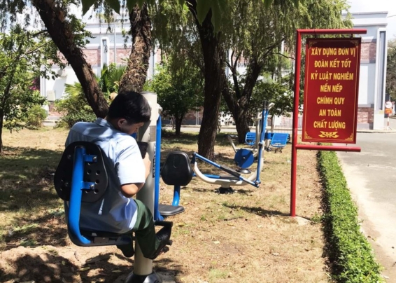 Công viên nhỏ có nên lắp thiết bị thể thao không