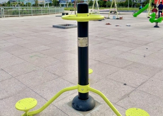 Tác dụng của thiết bị xoay eo ngoài trời với sức khỏe cột sống