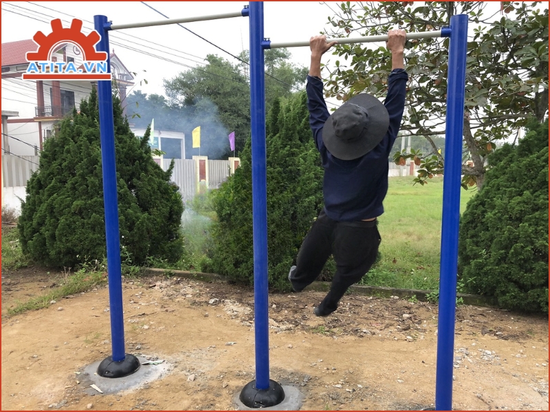 Cách vệ sinh dụng cụ thiết bị tập luyện đúng cách