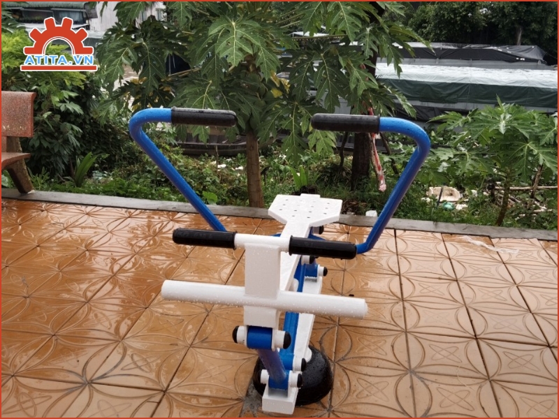Chuẩn bị trước khi tập với dụng cụ chèo thuyền