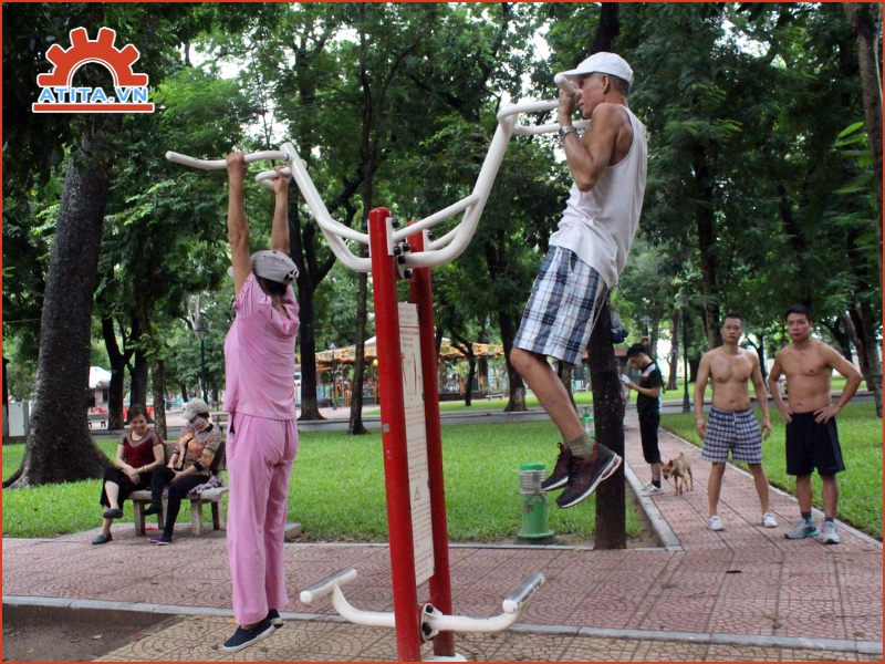 Lợi ích khi lắp thiết bị thể thao trong công viên nhỏ