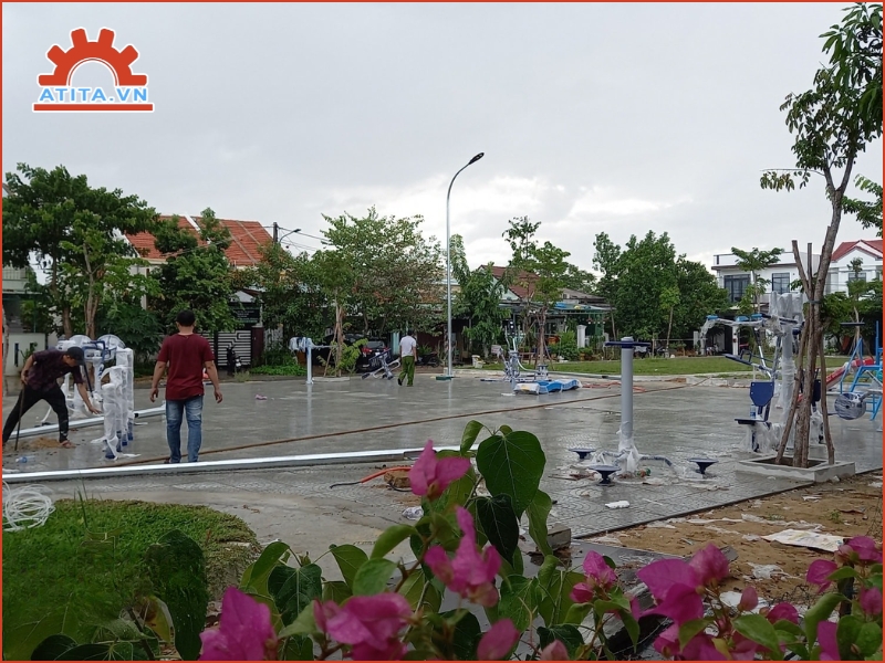 Tác động của gió và độ ẩm đến kết cấu thiết bị