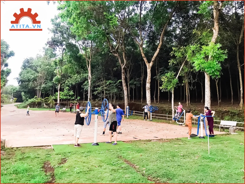 Vai trò của gia đình và cộng đồng