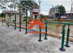 Cách tập xà kép công viên tăng cơ ngực và sức mạnh thân trên