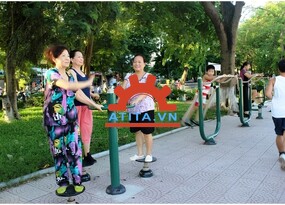 Vận động ngoài trời giúp giảm căng thẳng trong cuộc sống hiện đại